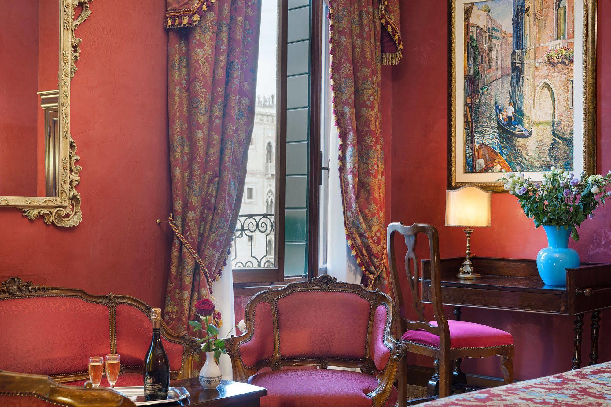 Hotel San Cassiano Ca'Favretto Venedig Exteriör bild